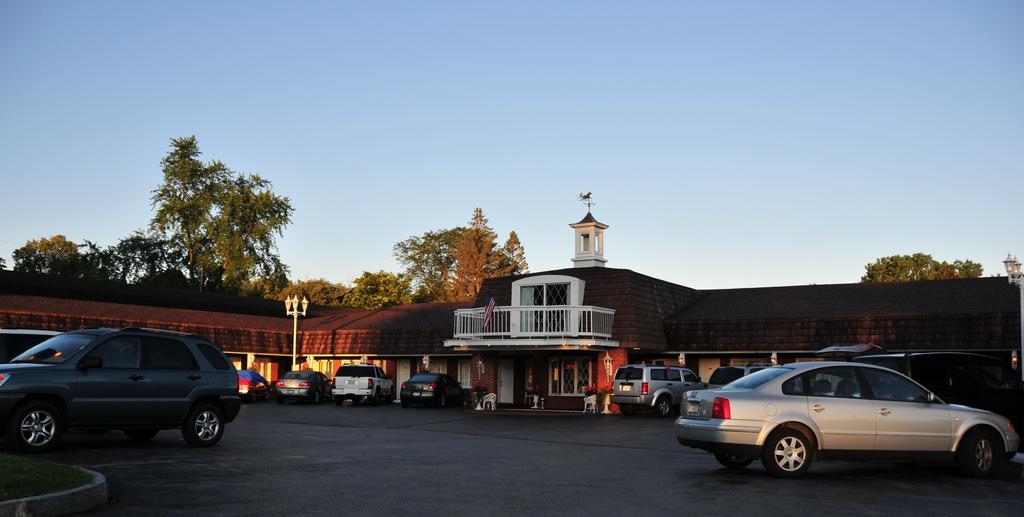 Lockport Inn And Suites Esterno foto